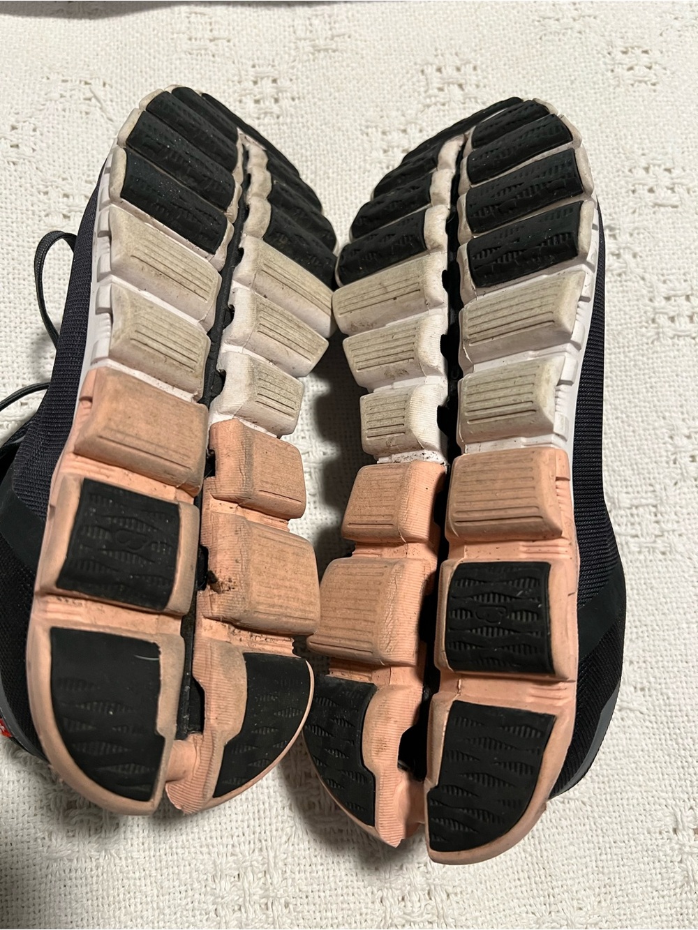 On Running Cloudrunner Lace-Up Sneakers Pink Gray - Picture 7 of 7